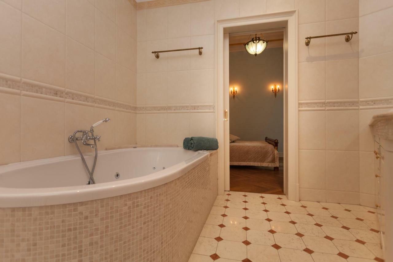 Filip's Palace Luxurious Apartman