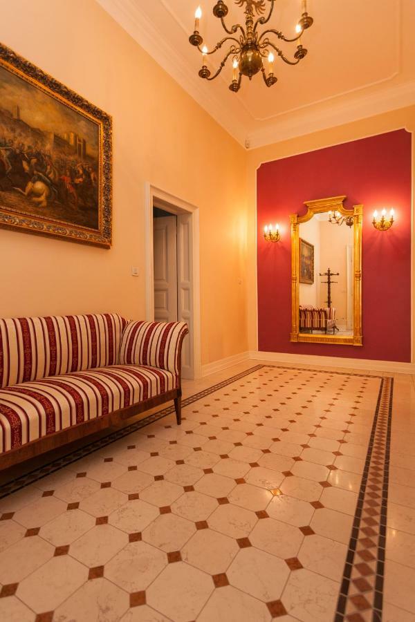 Filip’s Palace Luxurious *